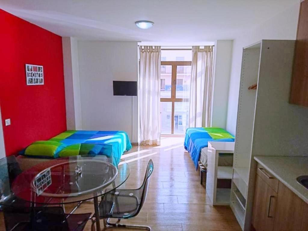 Apartamentos Urgel Madri Exterior foto