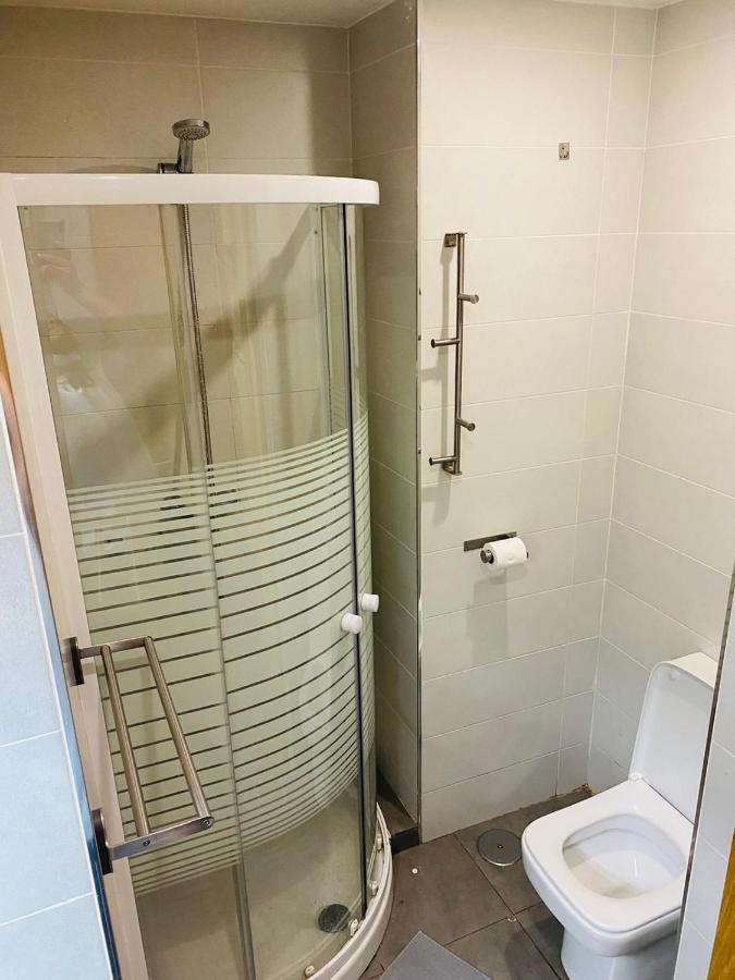 Apartamentos Urgel Madri Exterior foto