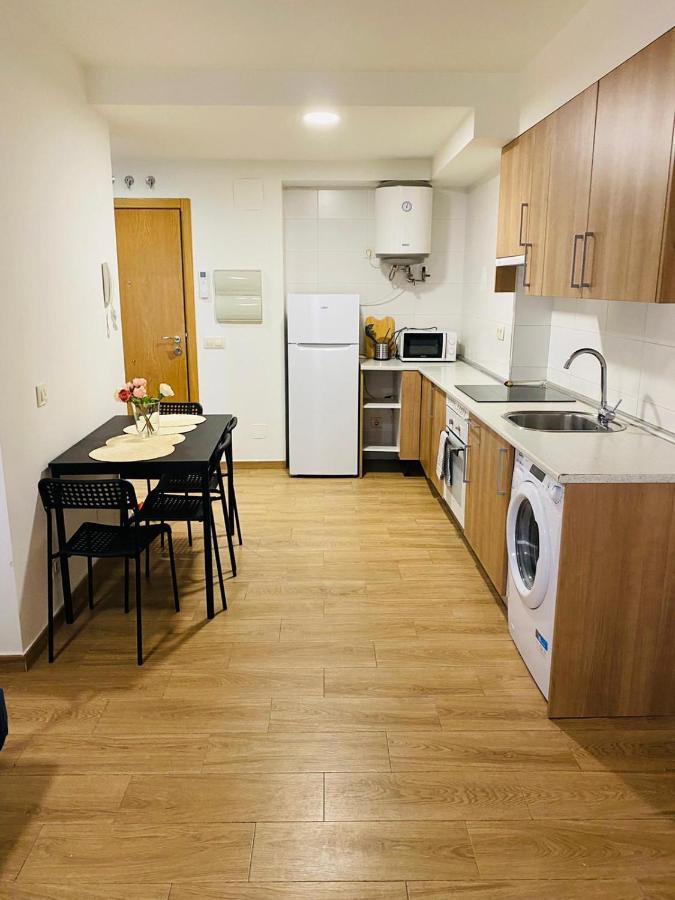 Apartamentos Urgel Madri Exterior foto