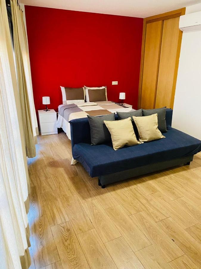 Apartamentos Urgel Madri Exterior foto
